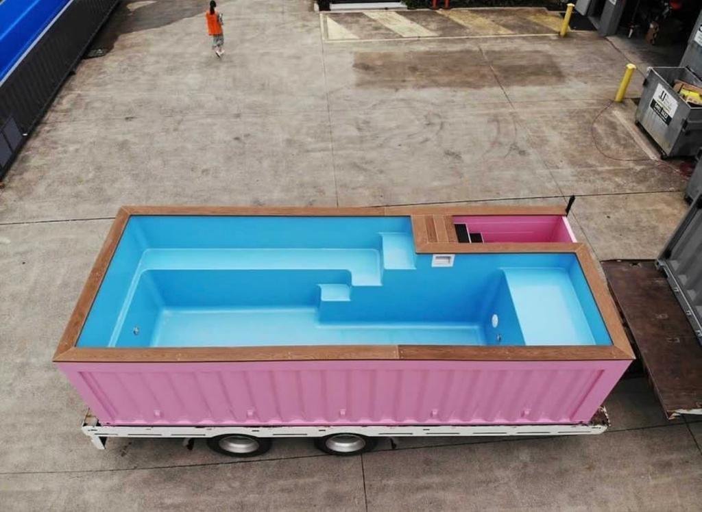 Pink 20 Ft Container Pool image 0