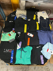 Costco Clothing 1350pcs image 0