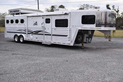 2003 Bloomer 8414LQ 4 Horse Trailer with 14′ Short Wall image 0