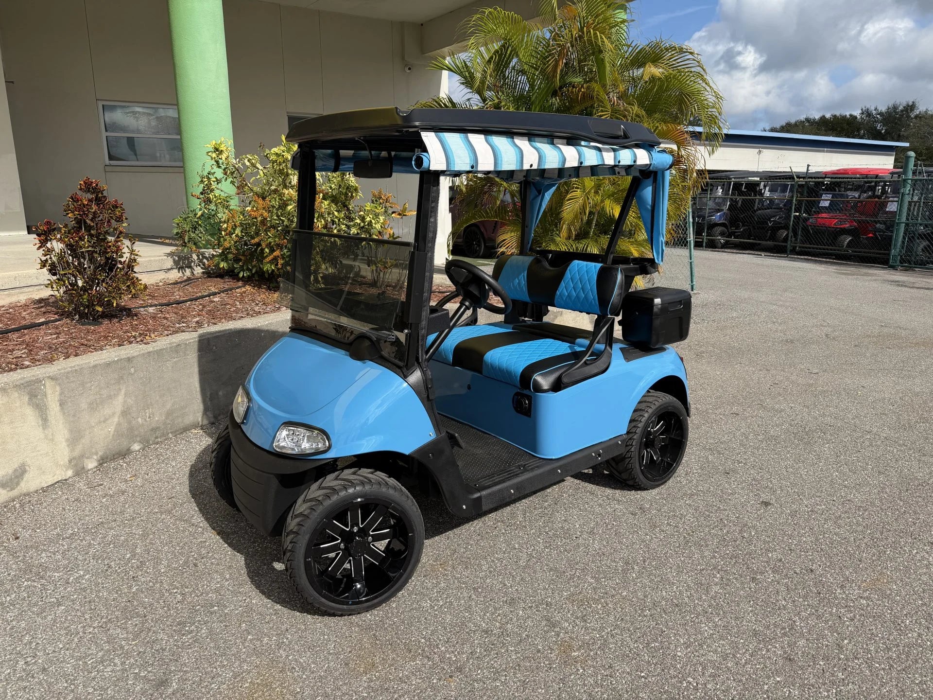 E-Z-GO 2020 Lithium RXV Elite Golf Cart for Sale (Sky Blue) image 0