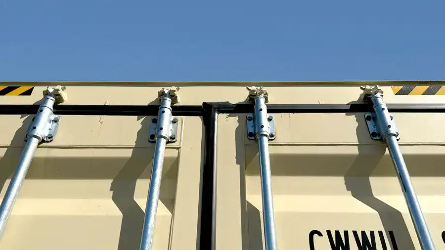 Rent 40ft High Cube (9.5ft) Storage Container w/ Doors on Both Ends image 4