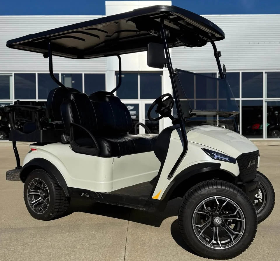 2024 MadJax X-Series 4 Non-Lifted Golf Cart for Sale image 2