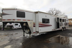 2008 Lakota 8415 w/Slide out 4 Horse Trailer image 0