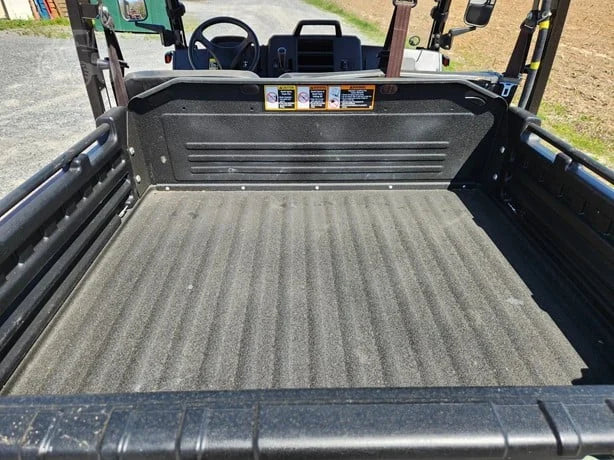 2018 John Deere Gator XUV 835M 4WD Utility Cart with 54 HP for Sale image 8