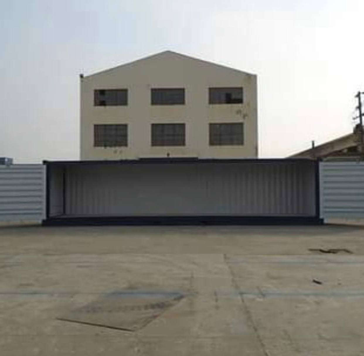 40ft High Cube (9′ 6″ high) Full Side Access Container image 1