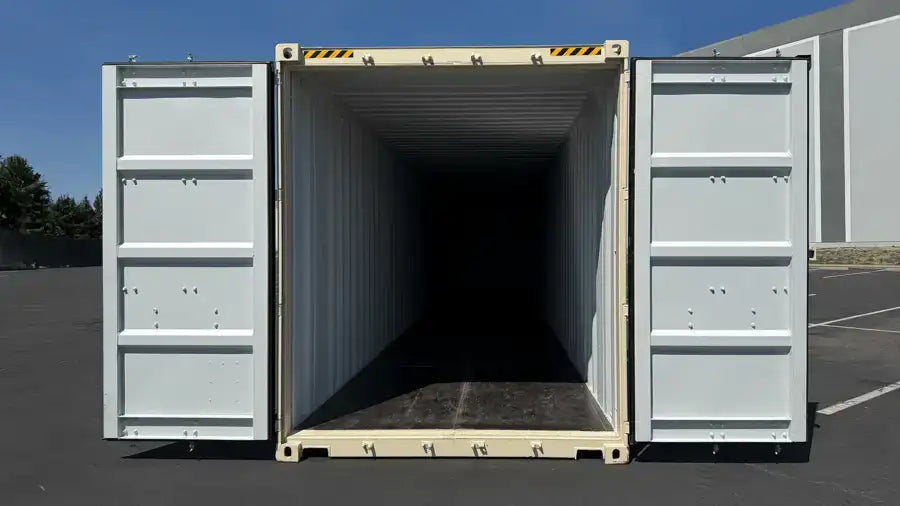 Rent 45ft High Cube (9.5ft) Storage Container image 8
