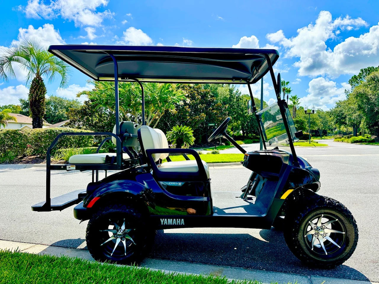2022 Yamaha Drive 2 PowerTech Golf Cart for Sale image 9