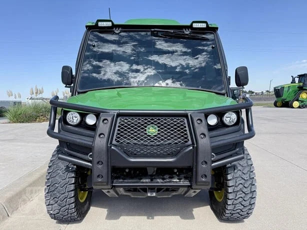 2024 John Deere Gator XUV 835R S Edition 4WD Utility Cart for Sale image 5