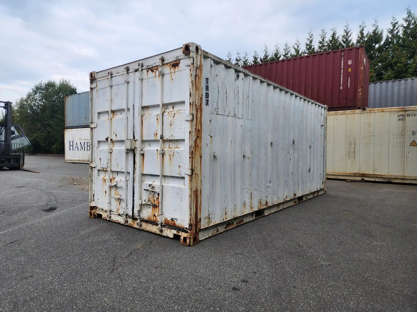 20 ft Container w/ Shelf, Electrical & Lighting image 0