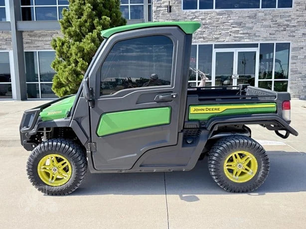 2024 John Deere Gator XUV 835R S Edition 4WD Utility Cart for Sale image 1