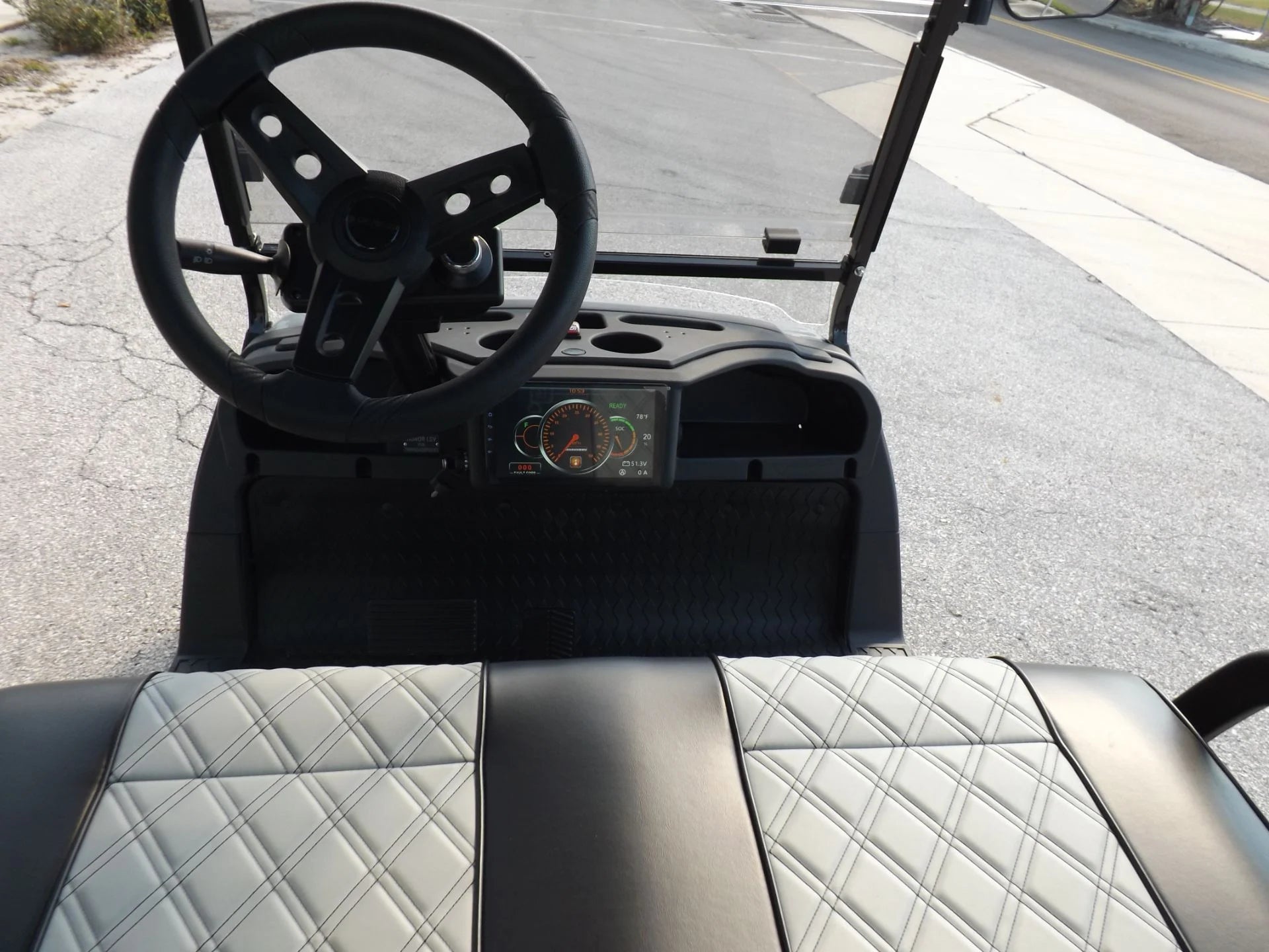 2023 HONOR LSV 2+2 G1 Lifted Lithium Golf Cart for Sale image 5